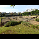 Als einen der bedeutendsten Orte der Menschheitsgeschichte wird das Lykeion des Aristoteles bezeichnet. In diesem erst 1996 wiederentdeckten Park mit Gymnasion lehrte Aristoteles.